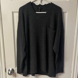 Banana Republic dark grey unisex cashmere sweater with chest pocket men’s size L